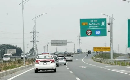 Mức xử phạt đối với ô tô chạy quá chậm?