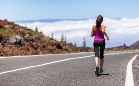 Ô tô tông trúng người chạy bộ dưới lòng đường, tài xế có phải đền bù?