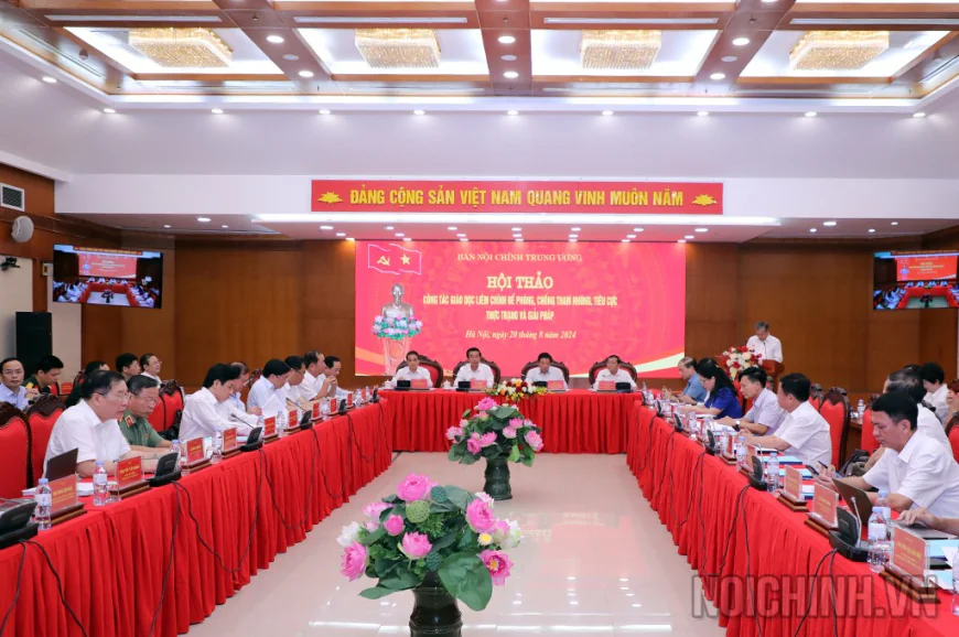 Một số cơ chế kiểm soát xung đột lợi ích của công chức theo kinh nghiệm quốc tế