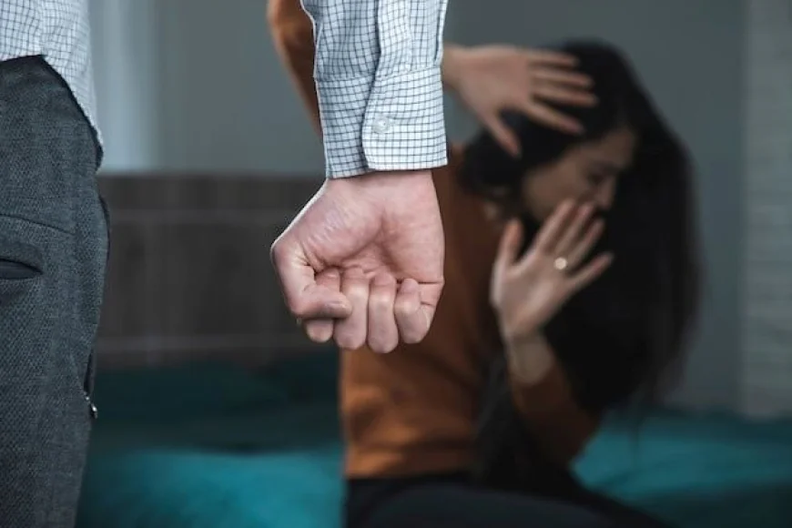 Bạn trai đánh gây thương tích trong cơn say, phải làm sao?