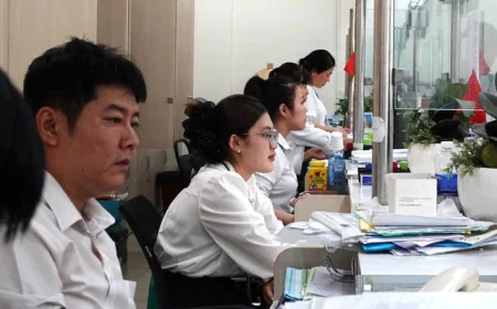 TP.HCM dự kiến hỗ trợ công chức thôi việc vay vốn, miễn lãi suất 5 năm