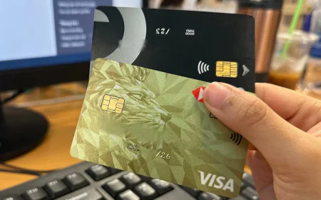Tôi có phải trả tiền khi thẻ visa bị kẻ trộm sử dụng?