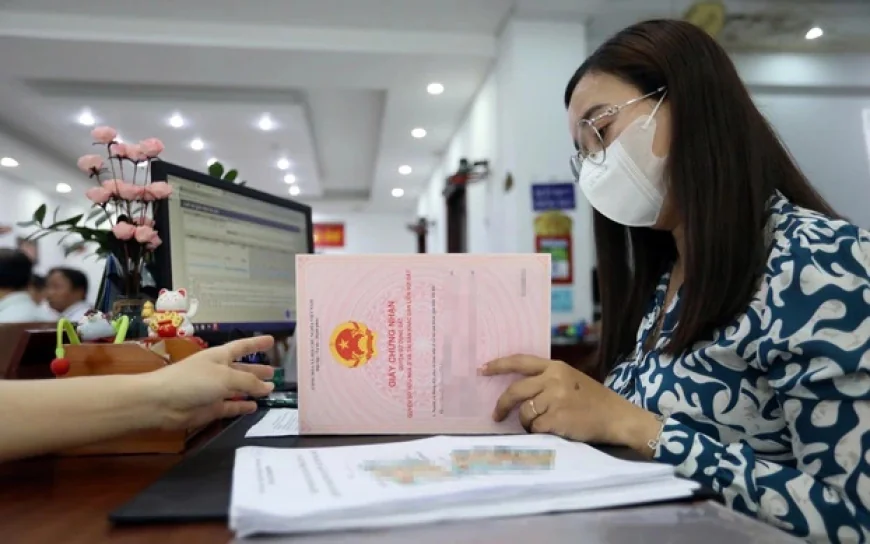 Công chứng điện tử trực tiếp khác với trực tuyến, theo luật mới thế nào?