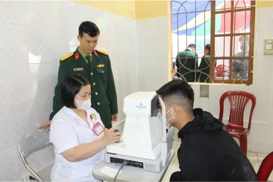 Trường hợp bị cận vẫn phải đi nghĩa vụ quân sự, không phải ai cũng biết