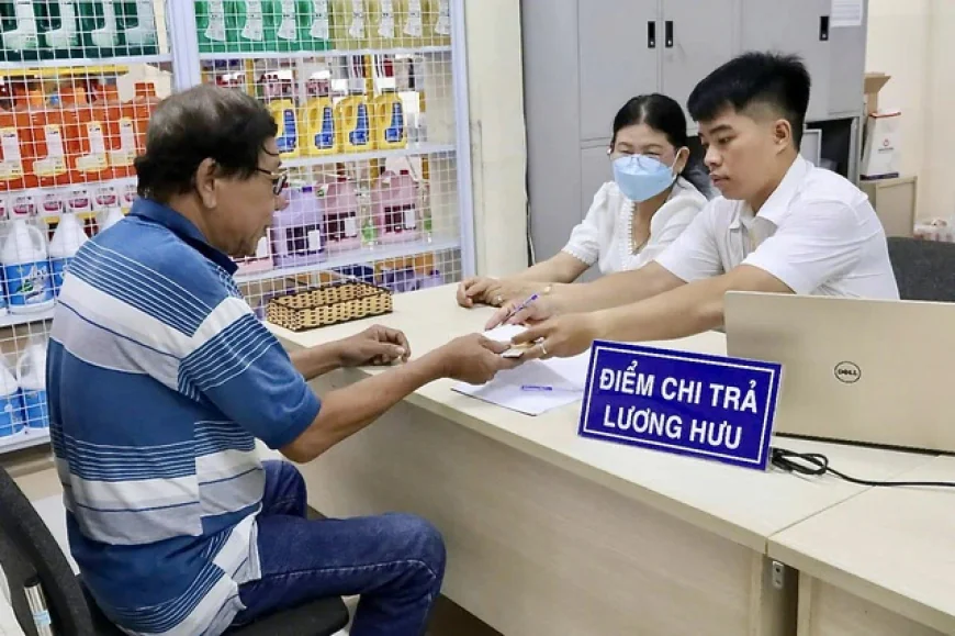 Từ 1.7.2025: Lương hưu nhà nước và tư nhân có còn chênh lệch?