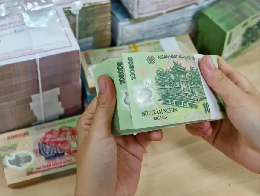 Lấy tiền từ chính công ty của mình để tiêu xài cá nhân, có bị tội?