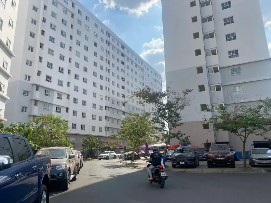 Mua lại nhà ở xã hội chưa được phép bán, có được đăng ký thường trú?