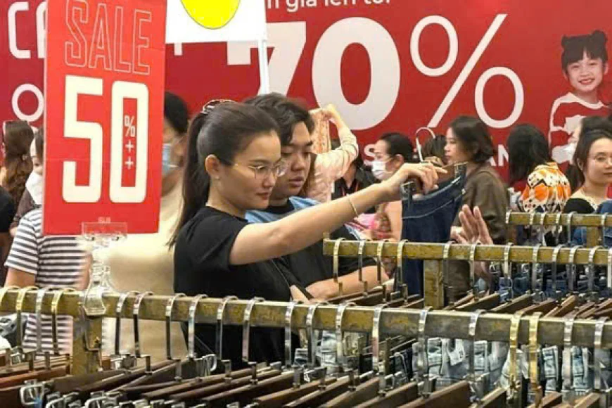 Không được khuyến mại hàng hóa, dịch vụ vượt quá 50% giá bán từ 1.7
