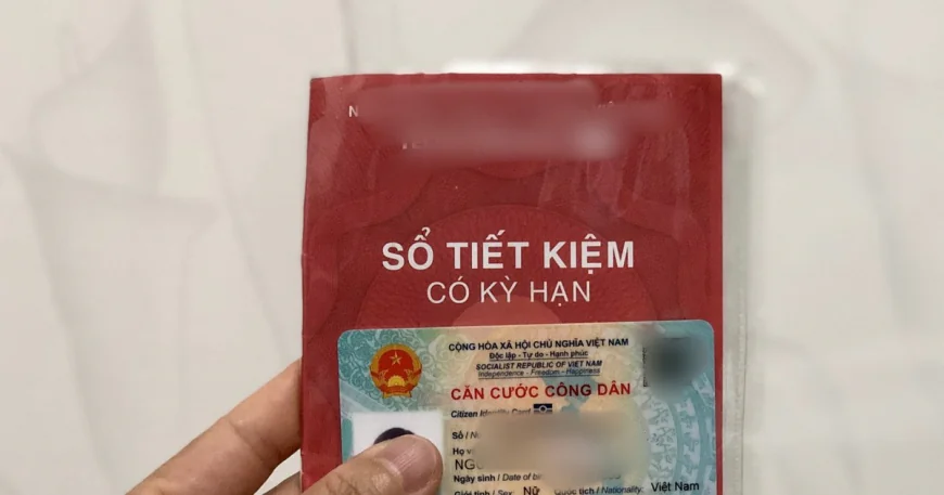 Sổ tiết kiệm bị rách có rút được tiền?