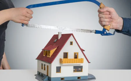 Ly hôn chia tài sản như thế nào khi không đứng tên sổ đỏ?