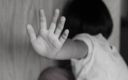 Hành vi đánh trẻ em nhưng không gây thương tích có bị coi là bạo hành?