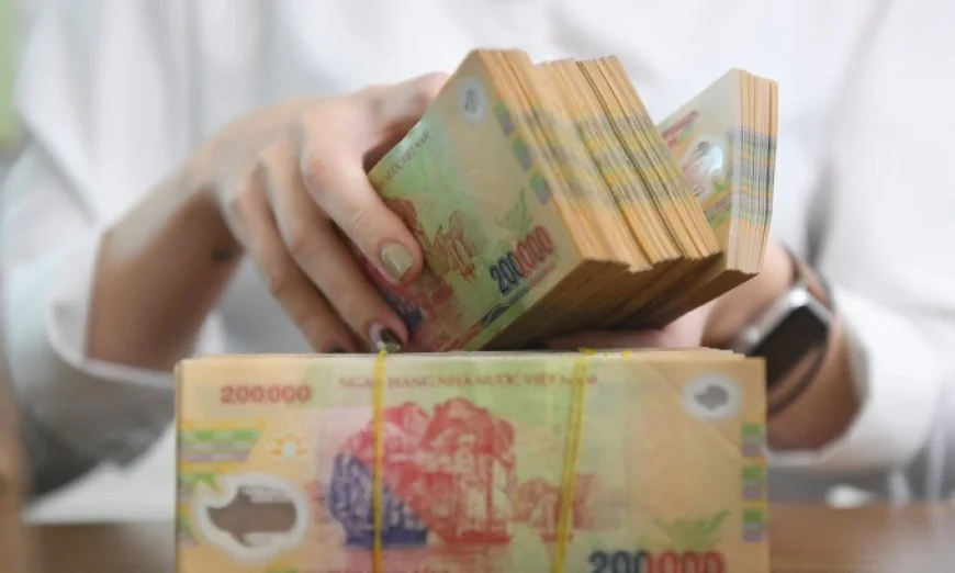 Lương hưu nhận qua tài khoản ngân hàng, tôi có phải đóng thuế?