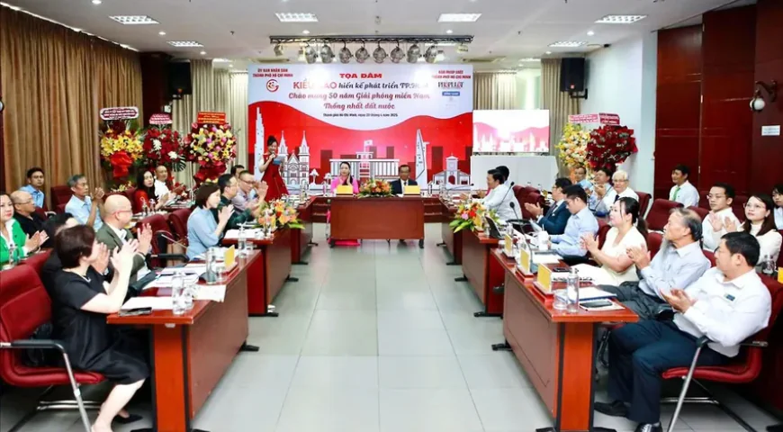 Nhiều quy định mới có lợi cho kiều bào từ 1-7