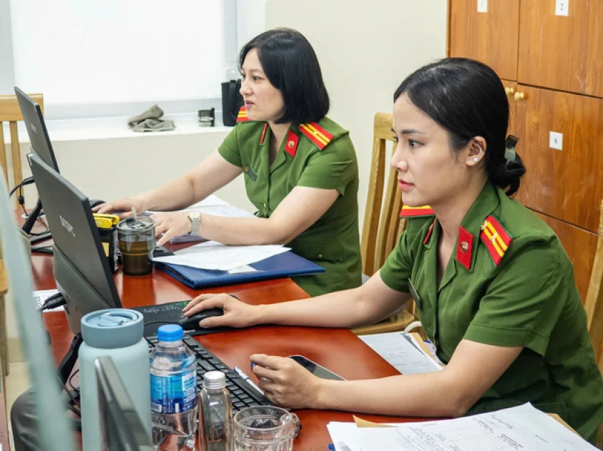 Người dân nói gì khi đi đăng ký xe ở xã, phường nơi mình không cư trú?