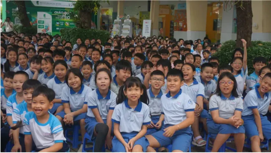 Mức đóng BHYT mới của học sinh, sinh viên năm học 2025-2026