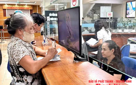 Ngăn nạn bạo hành 'blouse trắng'