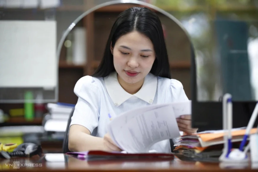 Công chức có được làm thêm 'nghề tay trái'?