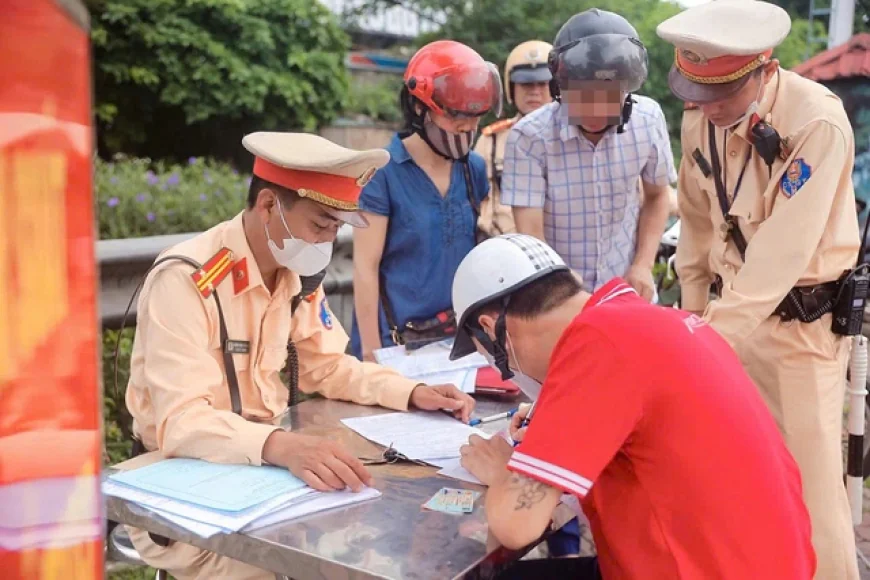 Vi phạm giao thông: Phạt lao động công ích để tránh 'nhờn luật'
