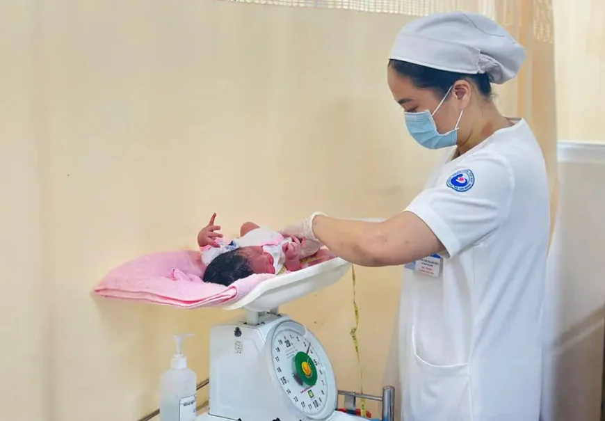 Nhập hộ khẩu trễ có bị phạt?