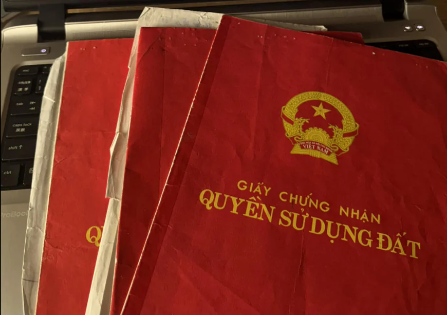 Tách khẩu khi lấy chồng, có cần ký giấy đồng ý bán đất hộ gia đình?