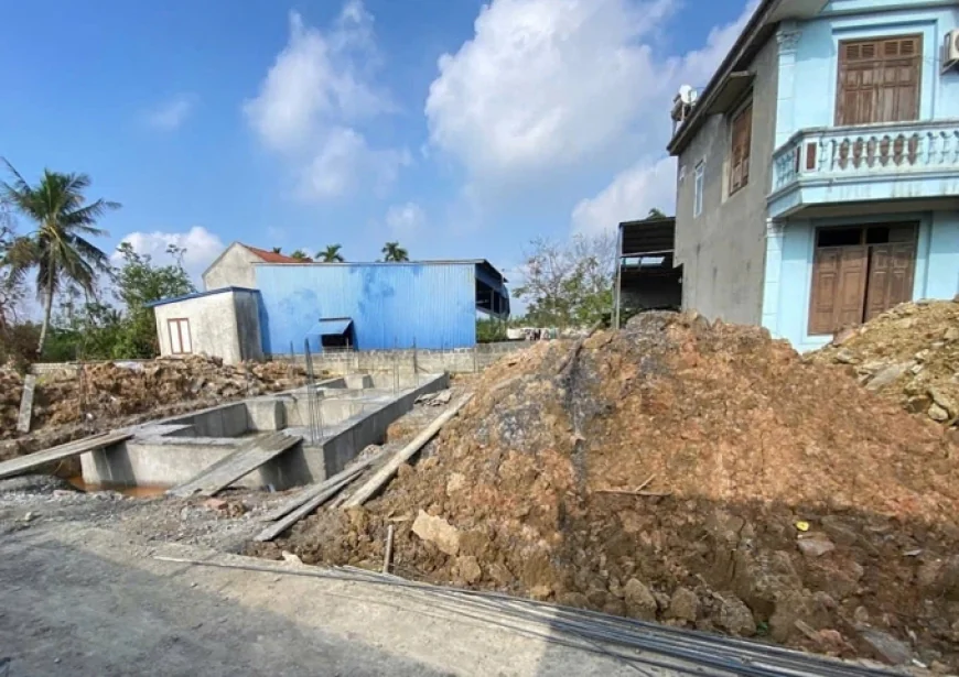 Luật sư: 'Không thể tạo tiền lệ xây nhầm nhà trên đất của người khác'